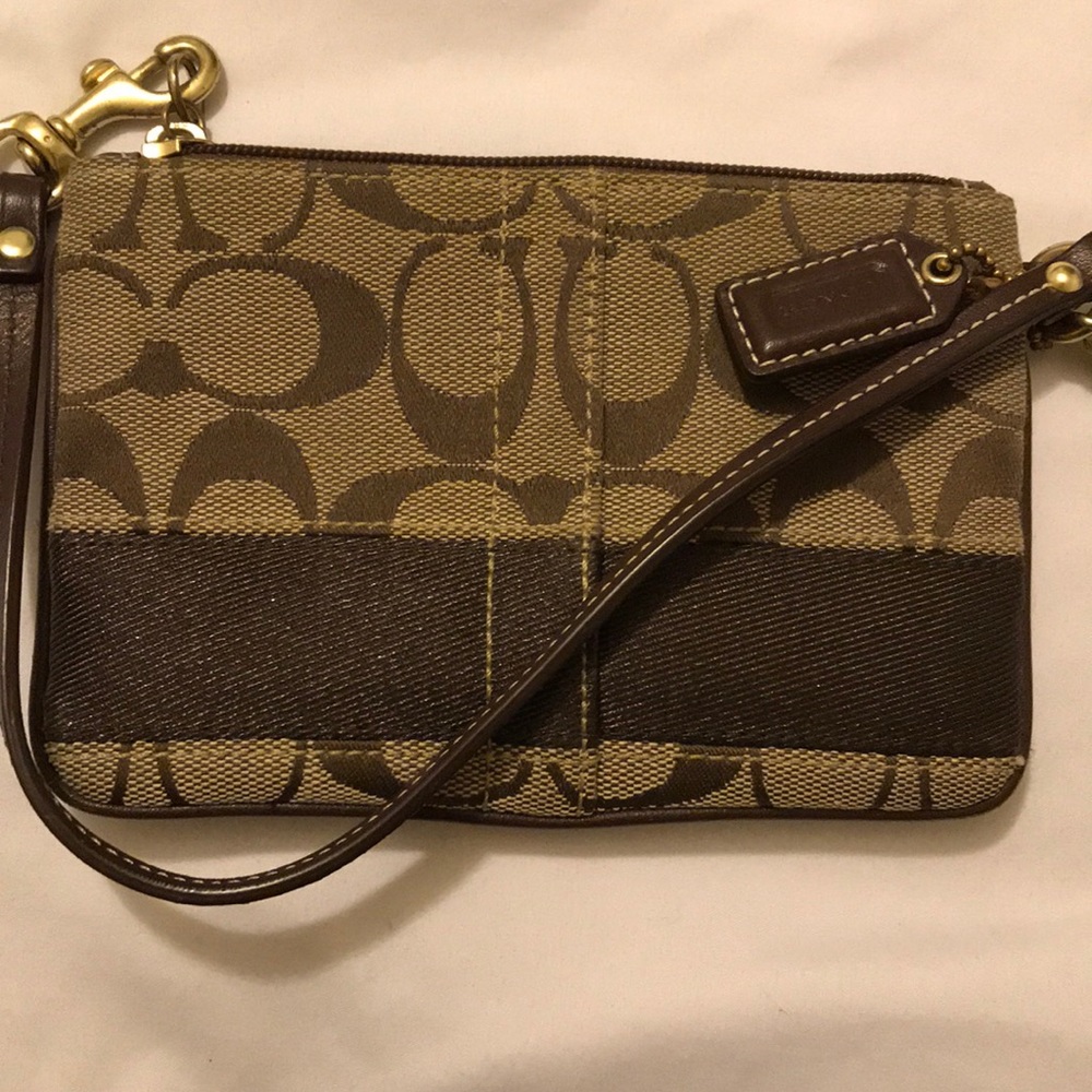 Coach pouch